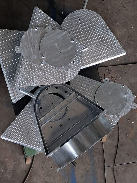 Peças em chapa xadrez